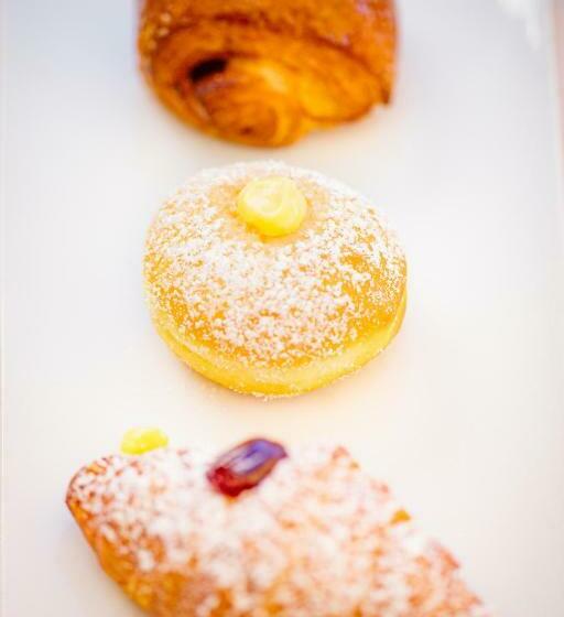 Cormoran Hotel&Residence