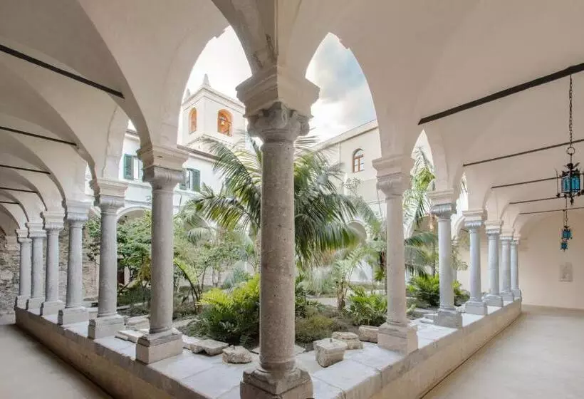 فندق San Domenico Palace, Taormina, A Four Seasons