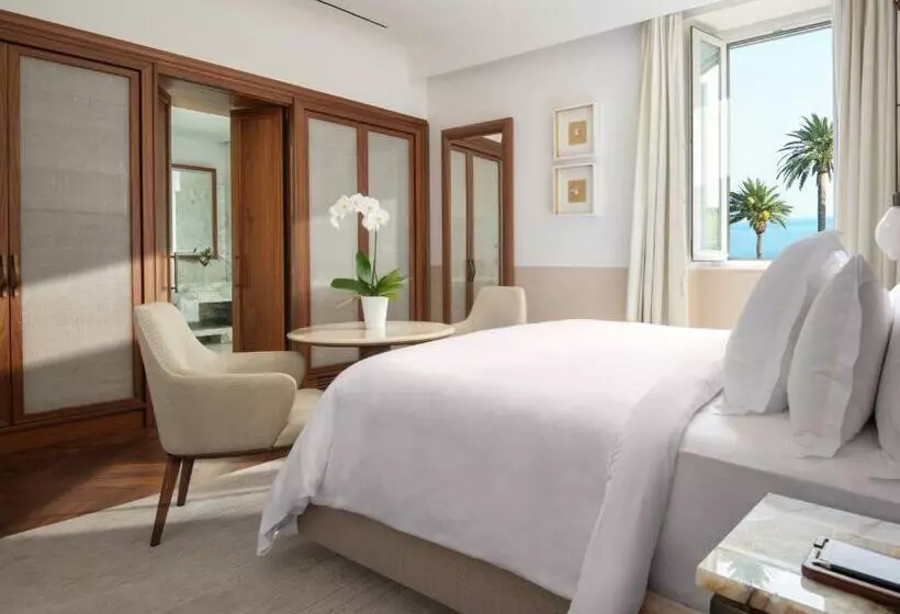 فندق San Domenico Palace, Taormina, A Four Seasons