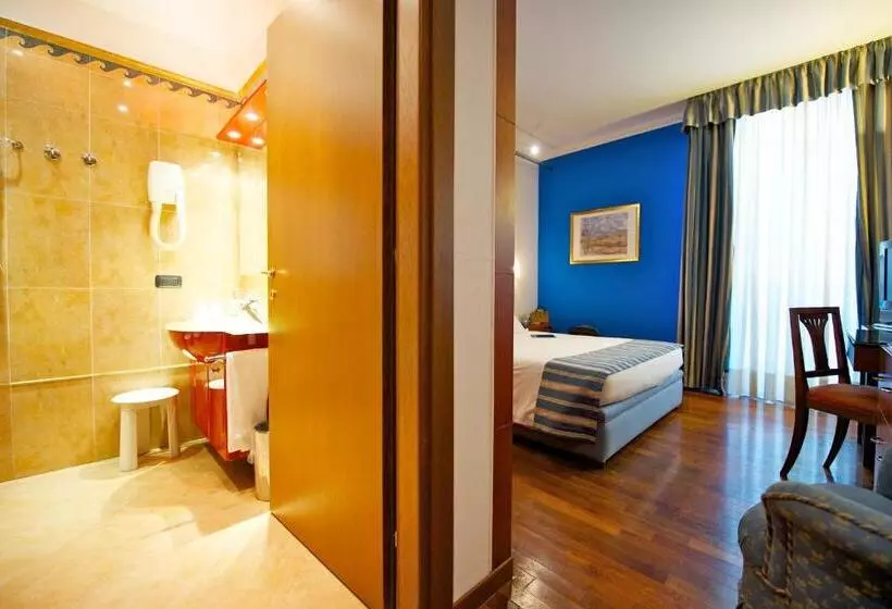 هتل Royal Torino Centro Congressi