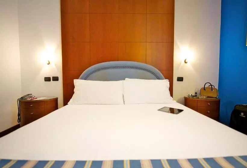 هتل Royal Torino Centro Congressi