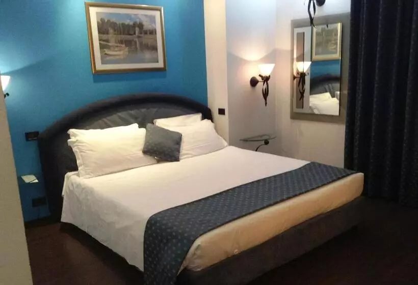 هتل Royal Torino Centro Congressi