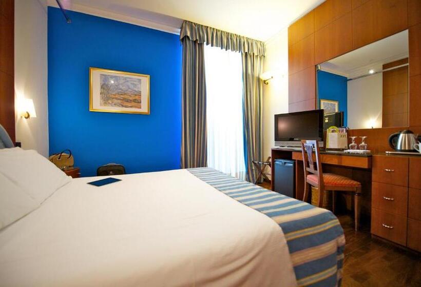 هتل Royal Torino Centro Congressi