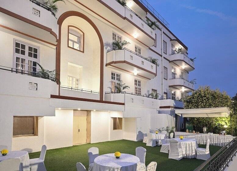 בית מלון כפרי Ambassador, New Delhi   Ihcl Seleqtions