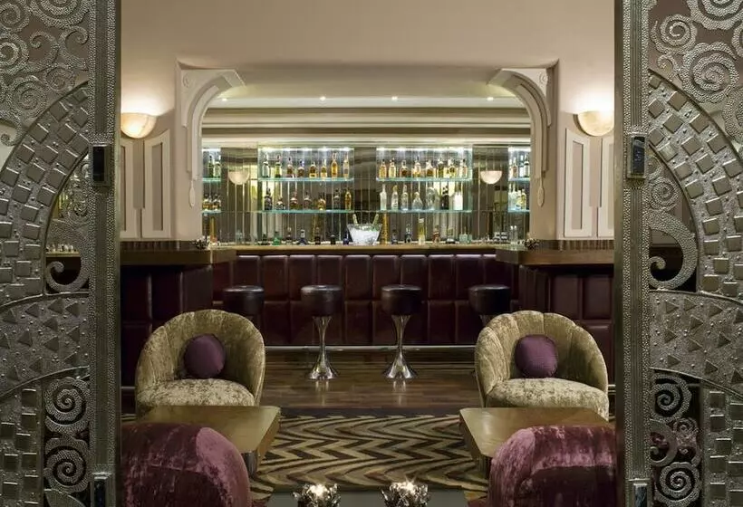 בית מלון כפרי Ambassador, New Delhi   Ihcl Seleqtions