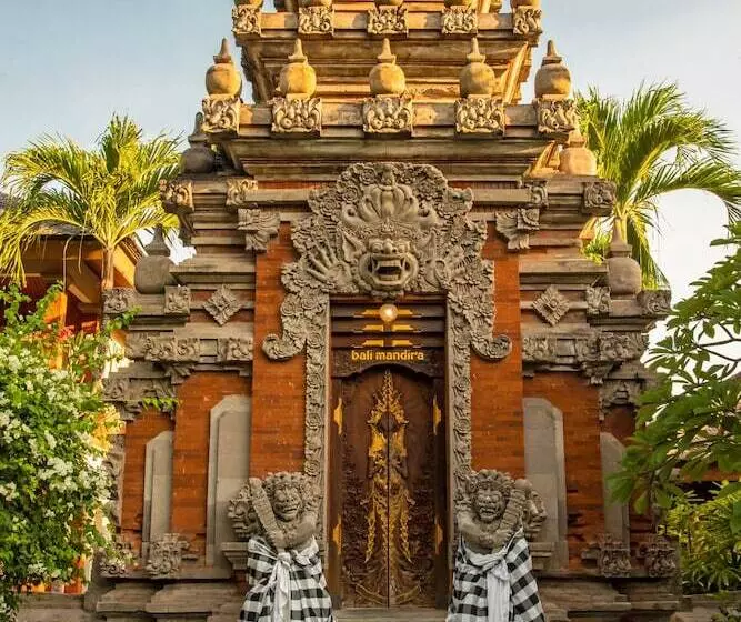 בית מלון כפרי Bali Mandira Beach Resort & Spa
