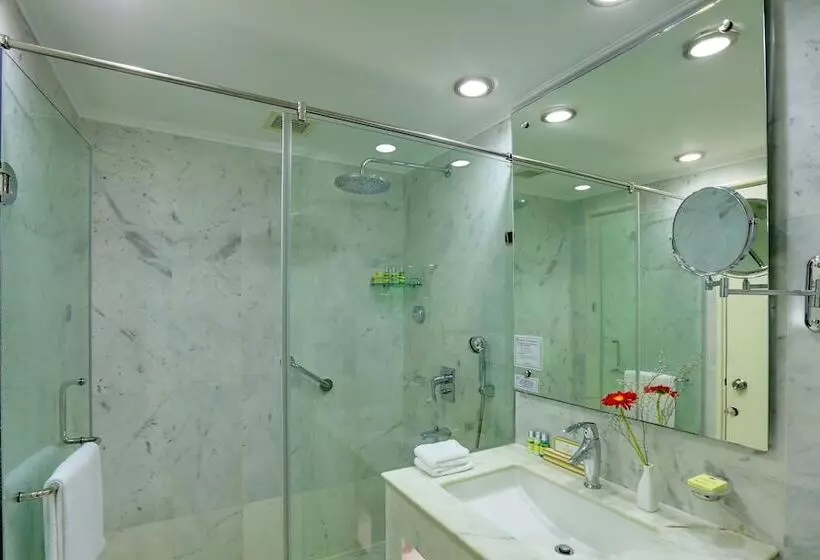 酒店 Clarks Shiraz