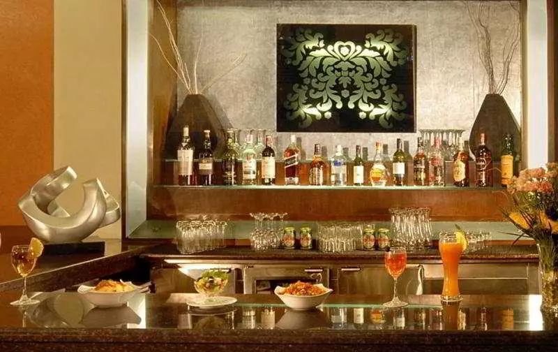 ホテル Comfort Inn The President