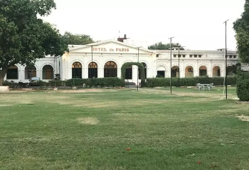Hotel De Paris