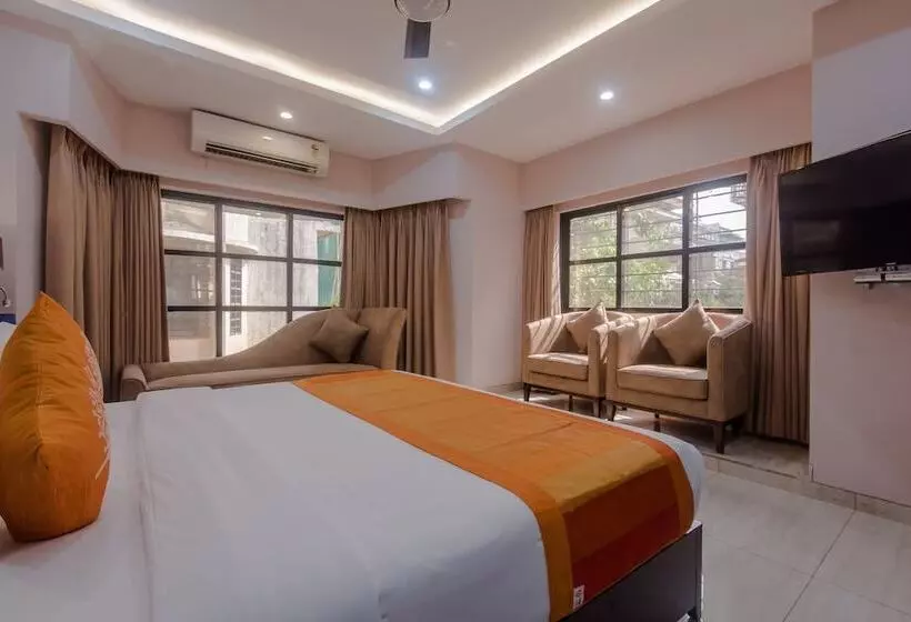 Hotelli Godwin   Colaba