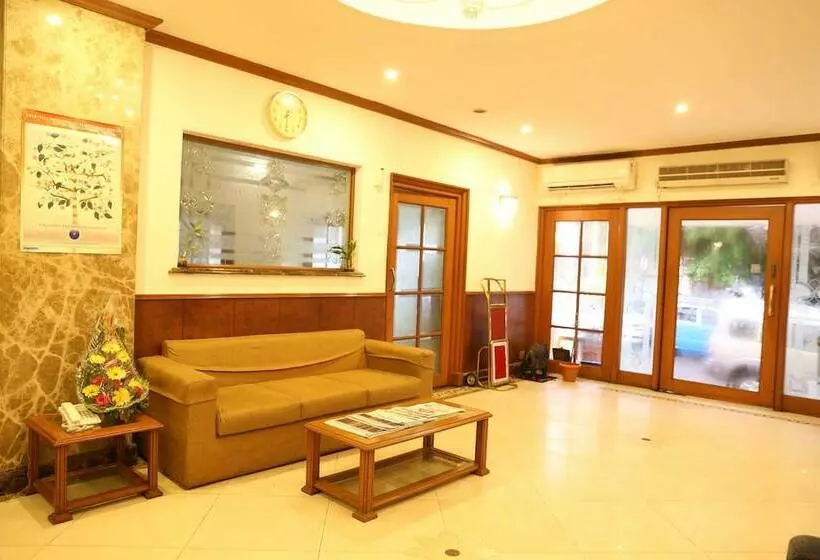 Hotelli Godwin   Colaba