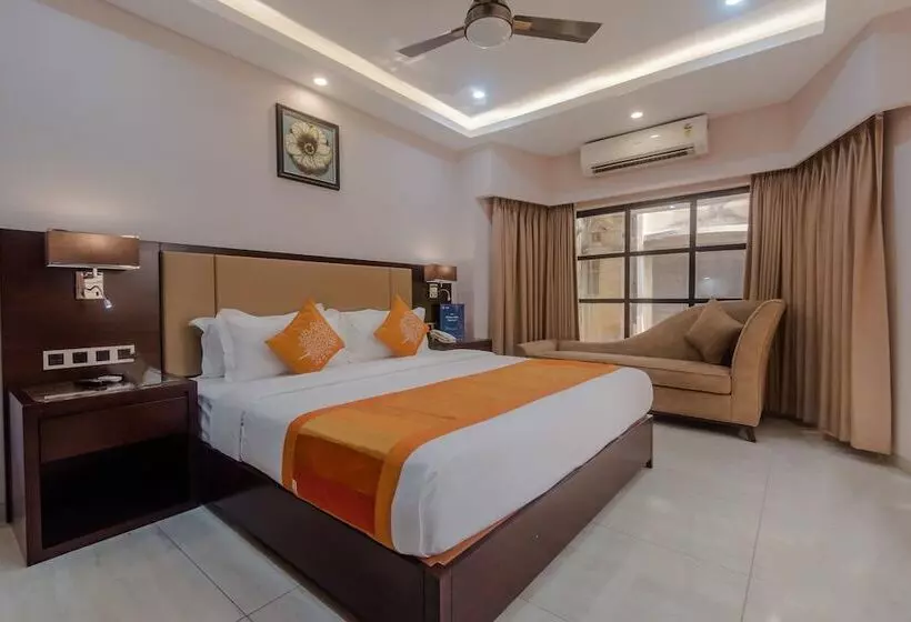 Hotelli Godwin   Colaba