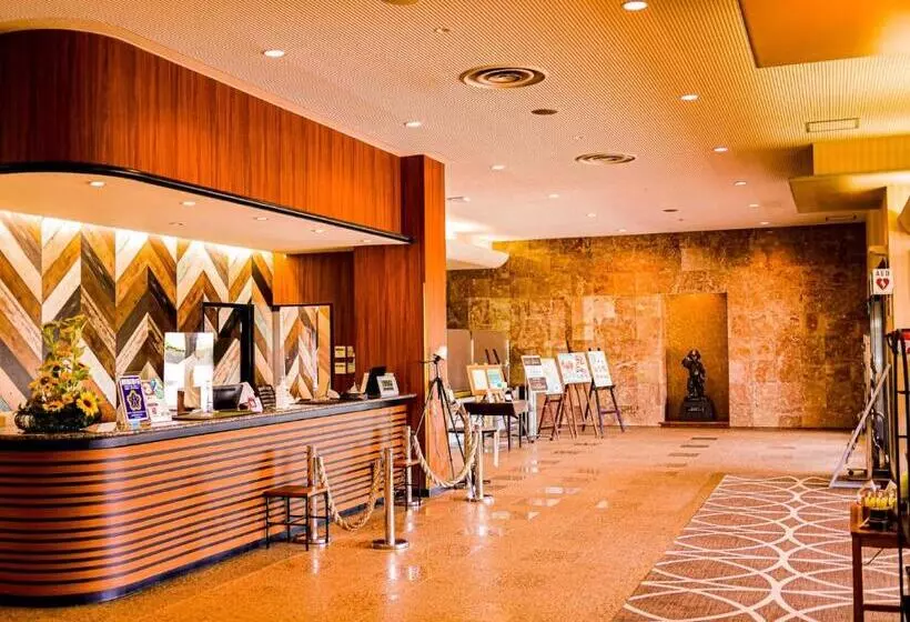 בית מלון כפרי Hachinohe Plaza