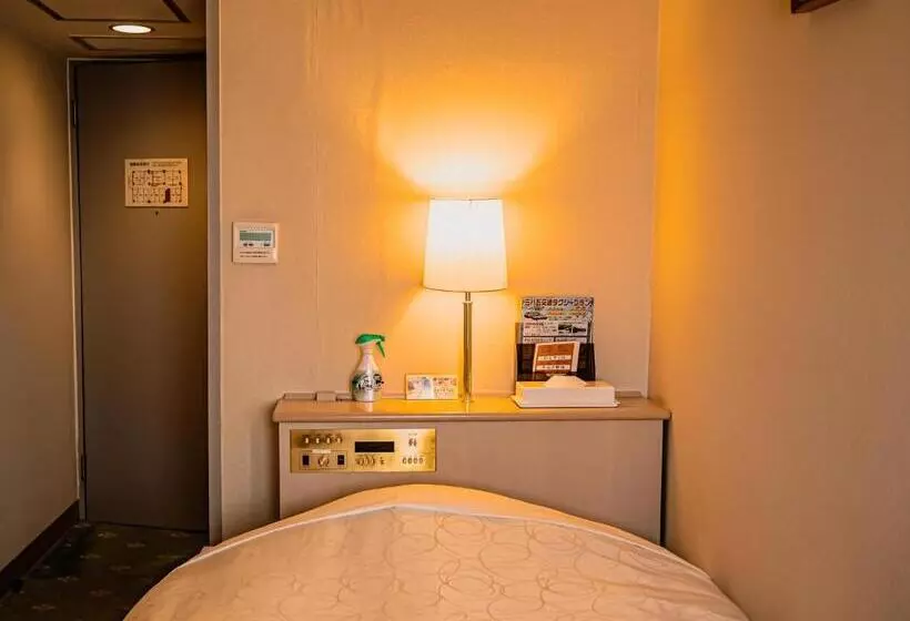 בית מלון כפרי Hachinohe Plaza