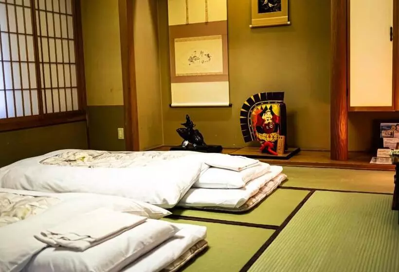 בית מלון כפרי Hachinohe Plaza