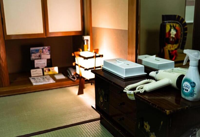 בית מלון כפרי Hachinohe Plaza