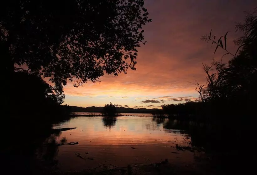 בית מלון כפרי Hakodate Onuma Prince