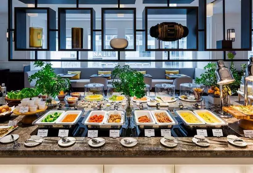 فندق Hilton Osaka