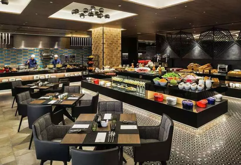 فندق Hilton Osaka