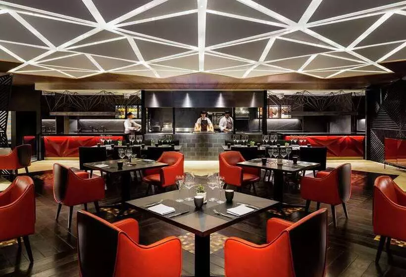 فندق Hilton Osaka