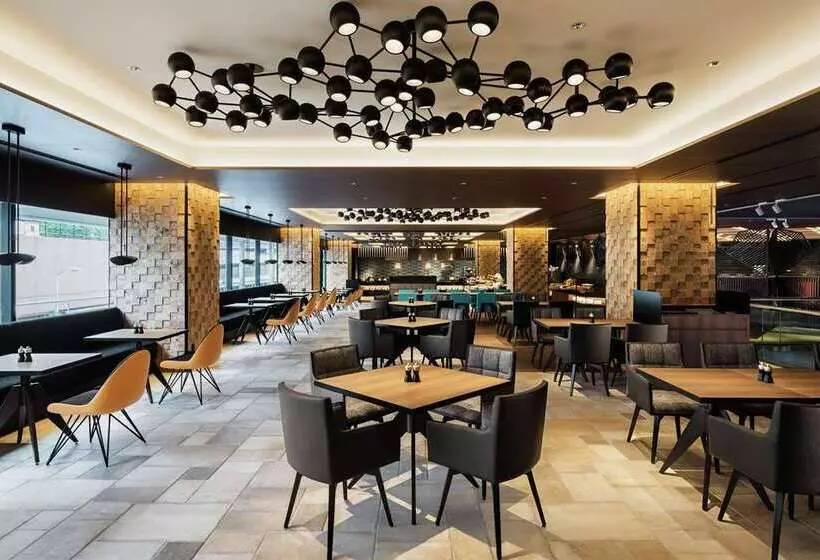 فندق Hilton Osaka