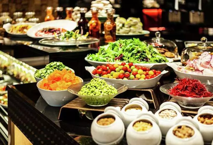 فندق Hilton Osaka