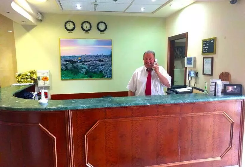 Hotel Holy Land