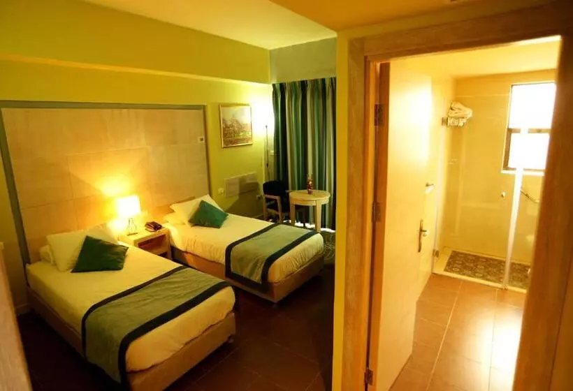Hotel Holy Land