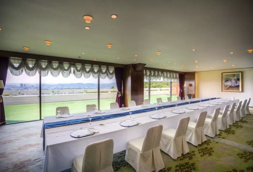 호텔 Okayama International