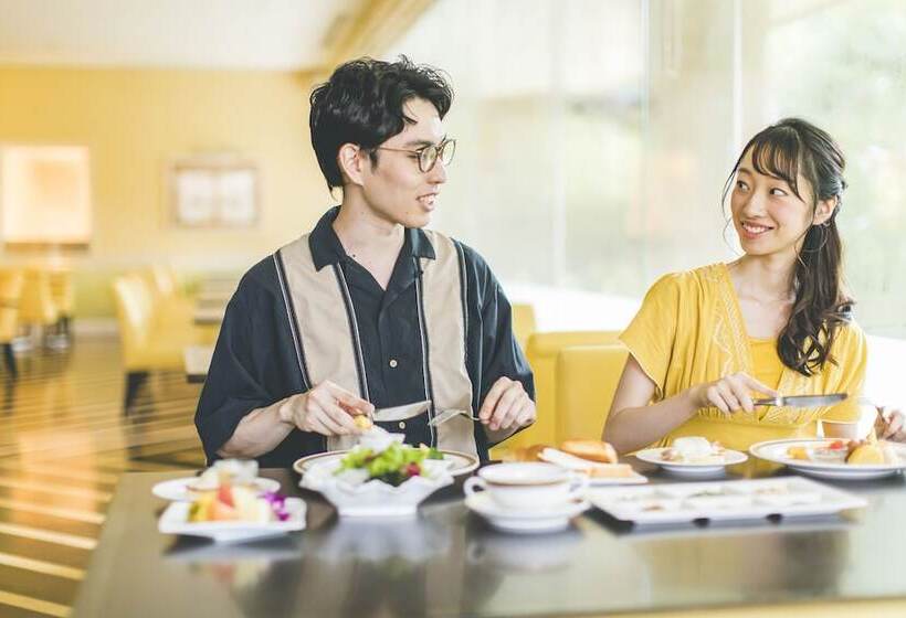 هتل Okinawa Harborview