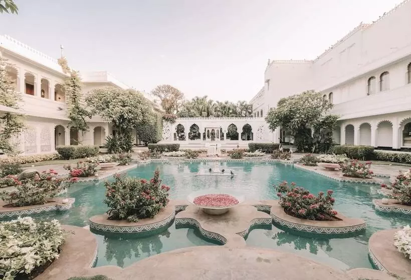 ホテル Taj Lake Palace Udaipur