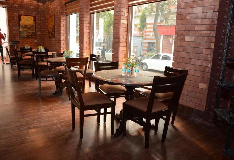 فندق The Lalit Great Eastern Kolkata