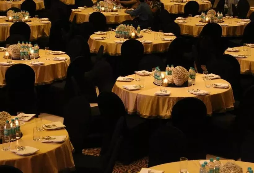 Szálloda The Lalit Great Eastern Kolkata