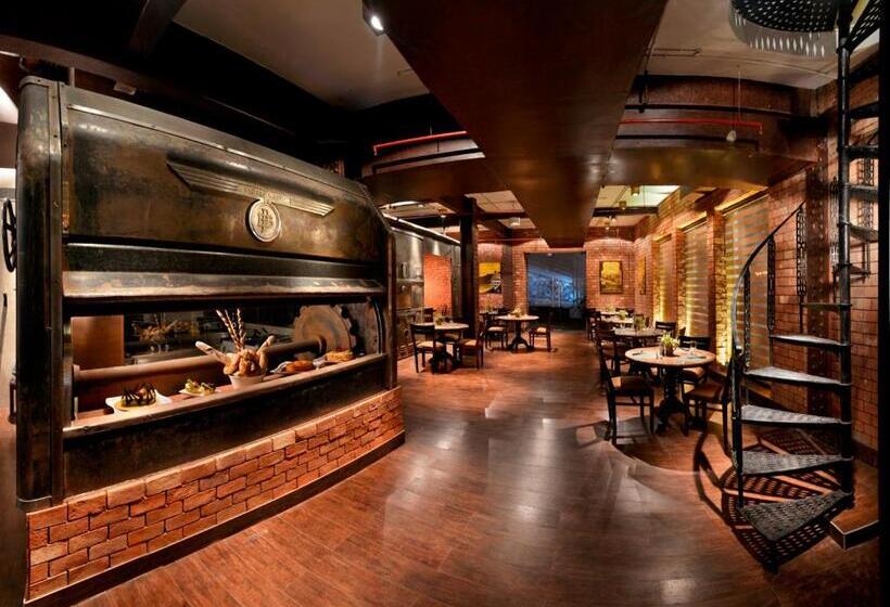 فندق The Lalit Great Eastern Kolkata