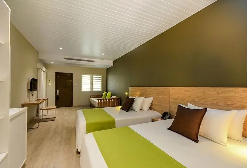 Mauricia Beachcomber Resort & Spa