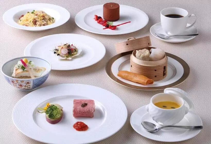 Отель Ana Crowne Plaza Narita, An Ihg