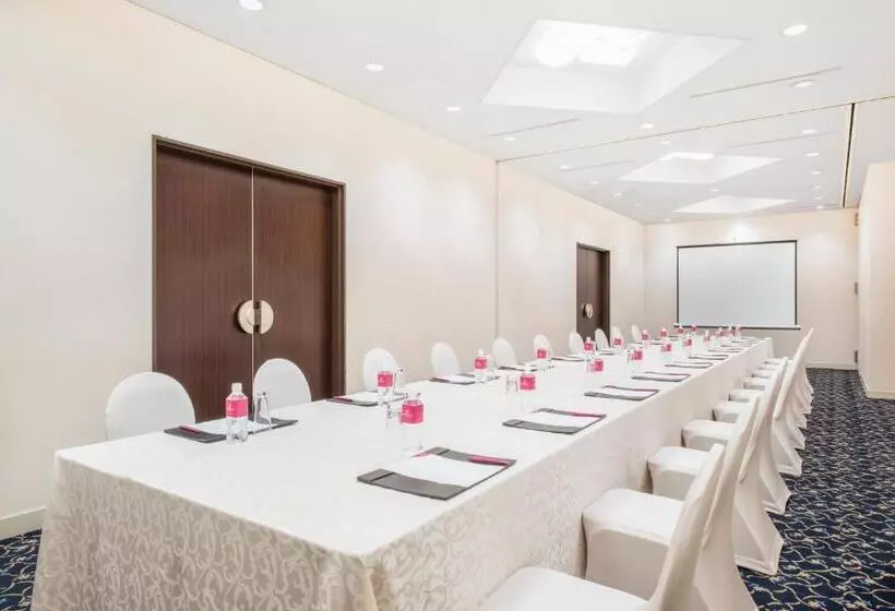 Отель Ana Crowne Plaza Narita, An Ihg