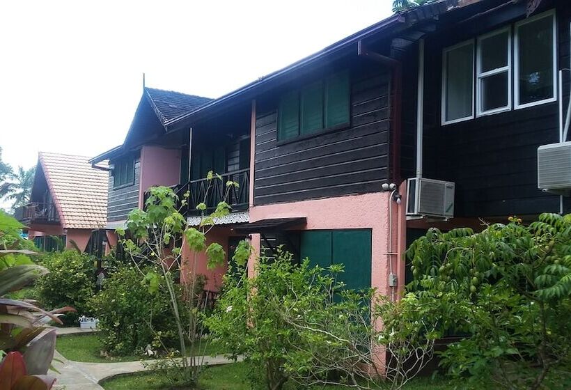 هتل Firefly Beach Cottages