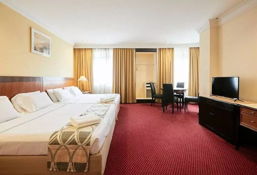 Grand Pacific Hotel Pwtc