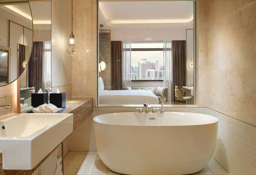 בית מלון כפרי Hilton Petaling Jaya