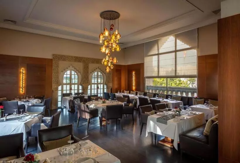 בית מלון כפרי La Tour Hassan Palace