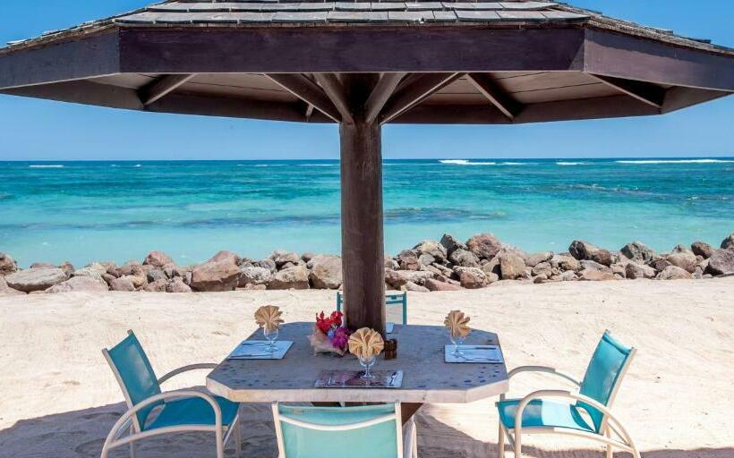 هتل Nisbet Plantation Beach Club