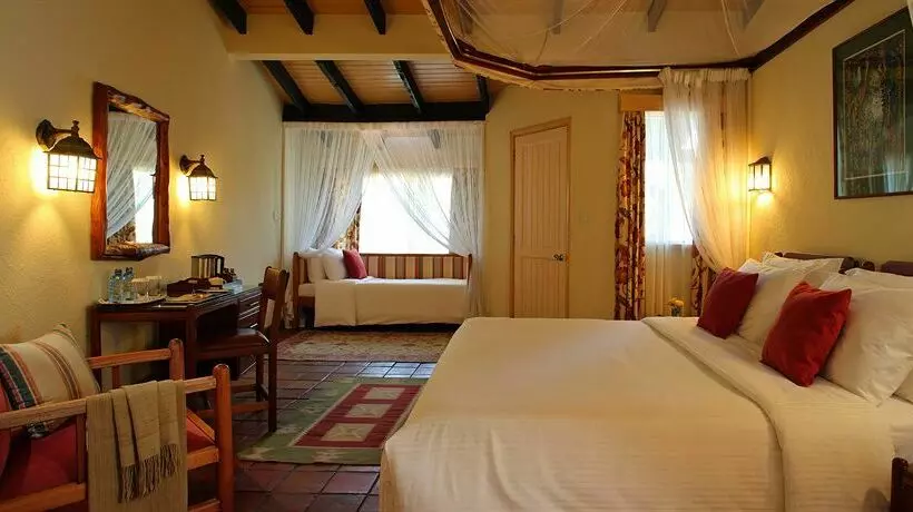 هتل Sarova Lion Hill Game Lodge 