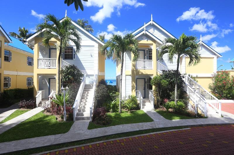 هتل Villa Beach Cottages