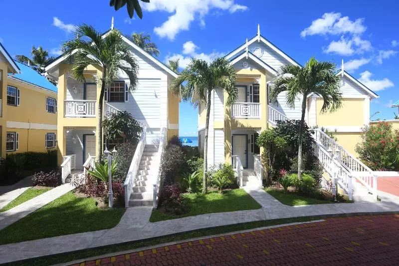 هتل Villa Beach Cottages