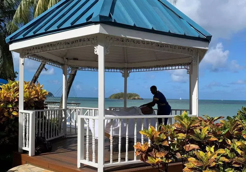 هتل Villa Beach Cottages