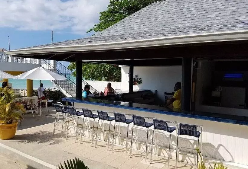 هتل White Sands Negril