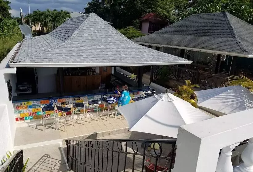 هتل White Sands Negril