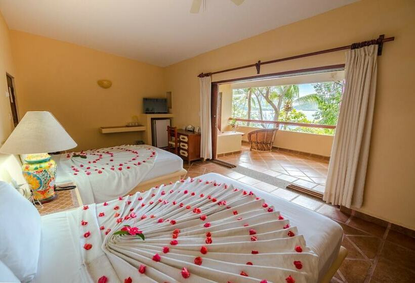 Catalina Beach Resort