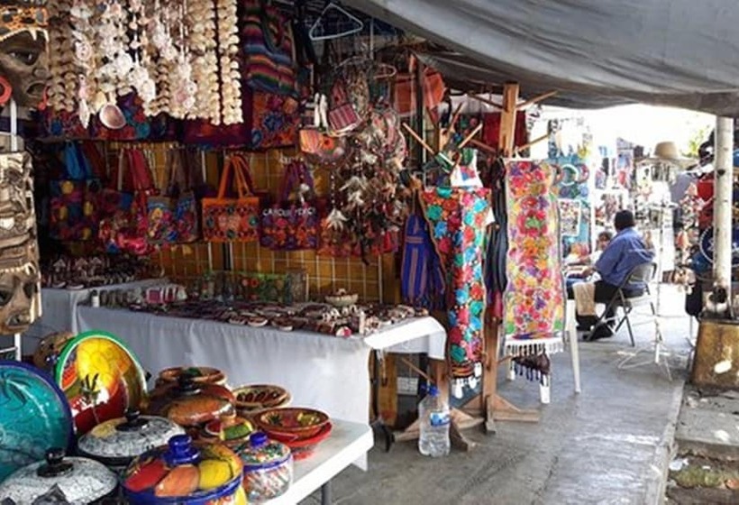 هتل Adhara Hacienda Cancun